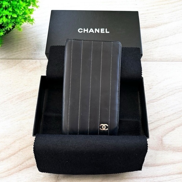 Authentic CHANEL Black Smooth Pin Stripe Quilted Leather Long Wallet with Box - Picture 1 of 16